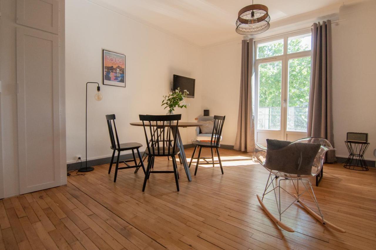 Bel Appartement Tours Centre 2 Chambres, 6 Pers "Pied-A-Tours" Exteriör bild